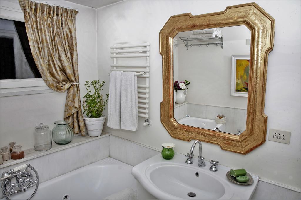 Veneto Suite Roma Exterior foto